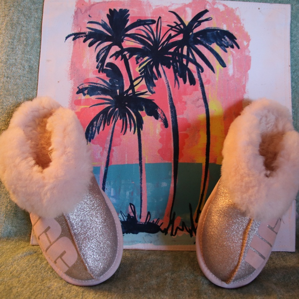 UGG PINK SPARKLE INDOOR/OUTDOOR SLIPPERS
